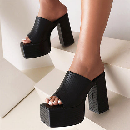 Anmutige Orthopädische Sandalen für modernen Look