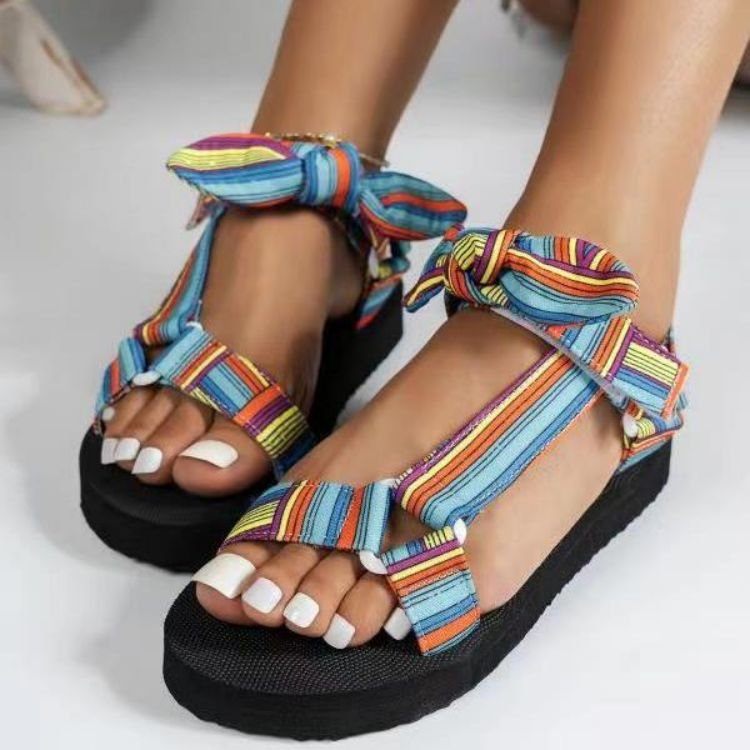Wunderschön gefertigte Orthopädische Sandalen