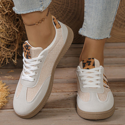 Klassische Orthopädische Sneakers mit zeitlosem Stil