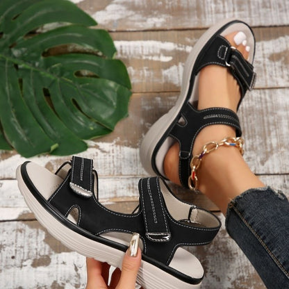 Anmutige Orthopädische Sandalen für modernen Look