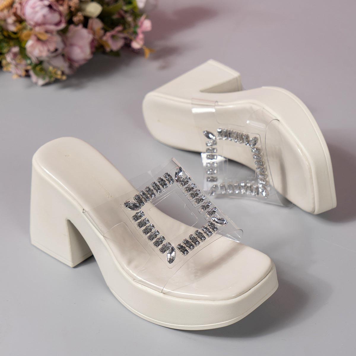Klassische Orthopädische Sandalen mit zeitlosem Stil