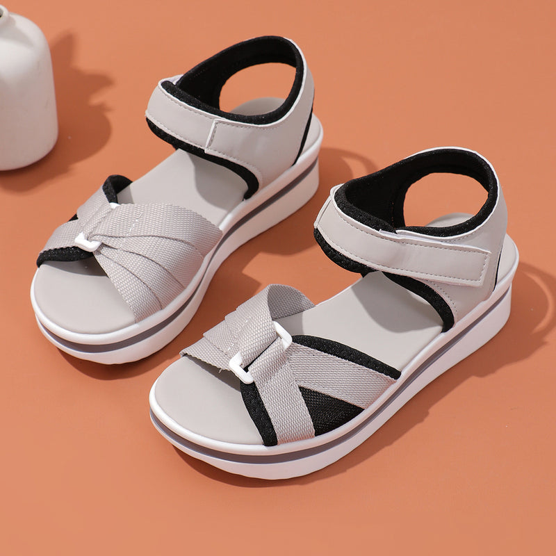 Klassische Orthopädische Sandalen mit zeitlosem Stil