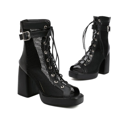 Klassische Orthopädische Sandalen mit zeitlosem Stil