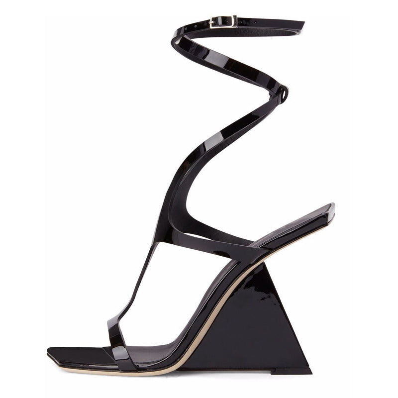 Klassische Orthopädische Sandalen mit zeitlosem Stil
