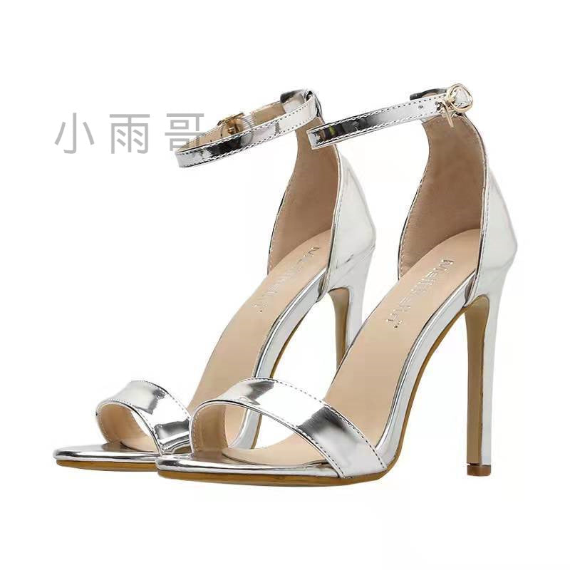 Elegante Orthopädische Sandalen für jeden Schritt