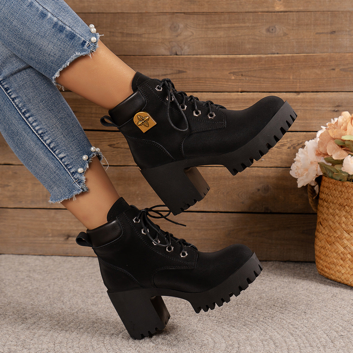 Schicke Orthopädische Stiefel mit einzigartigem Design