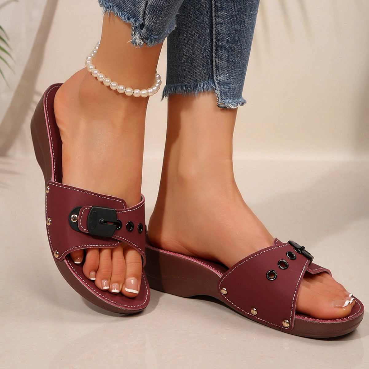 Schicke Orthopädische Sandalen mit einzigartigem Design