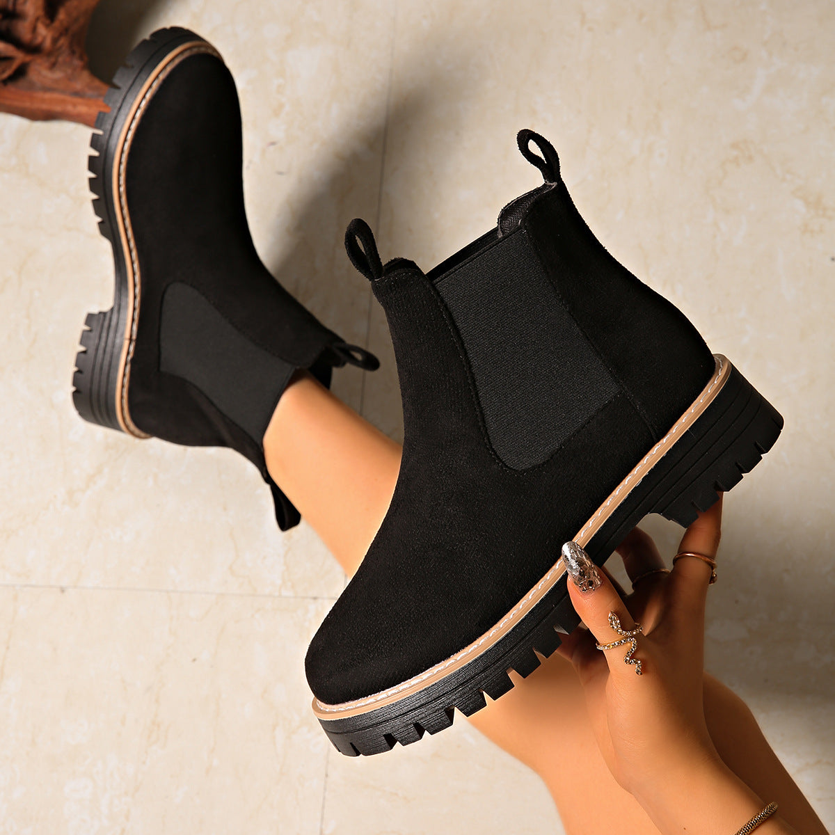 Klassische Orthopädische Stiefel mit zeitlosem Stil