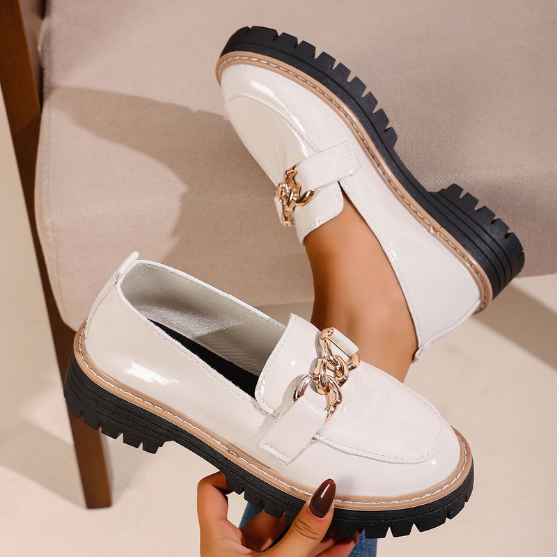 Klassische Orthopädische Schuhe mit zeitlosem Stil