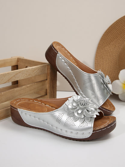 Anmutige Orthopädische Sandalen für modernen Look