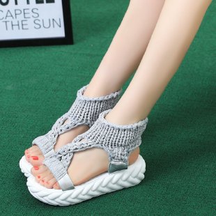 Klassische Orthopädische Sandalen mit zeitlosem Stil