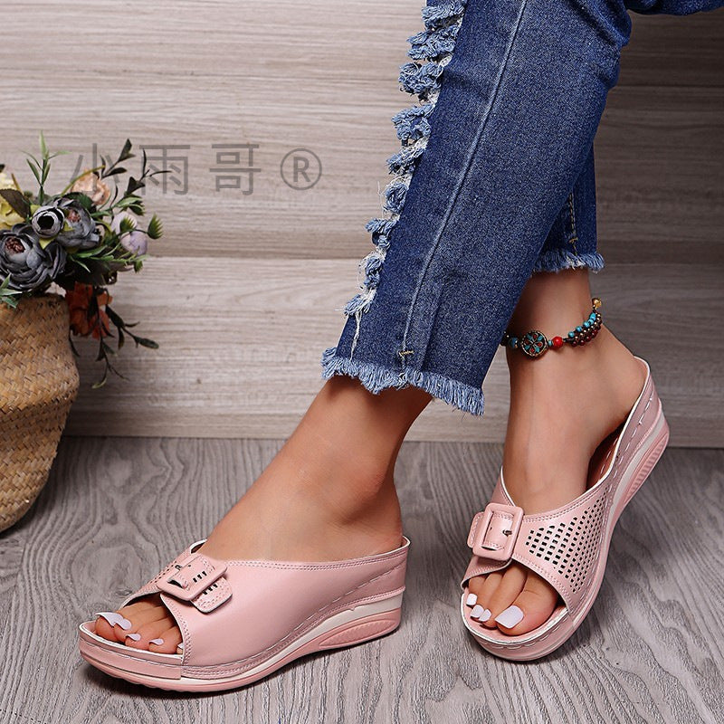 Klassische Orthopädische Sandalen mit zeitlosem Stil