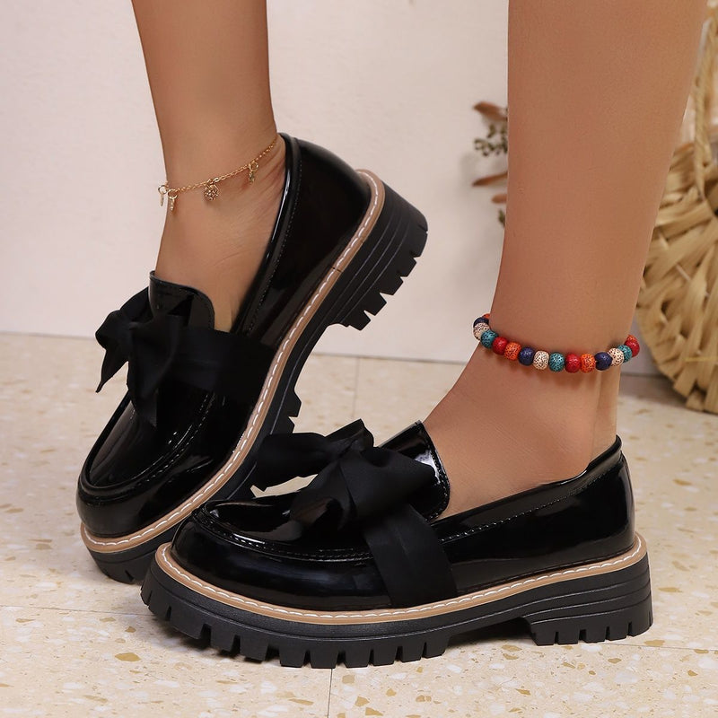 Klassische Orthopädische Schuhe mit zeitlosem Stil