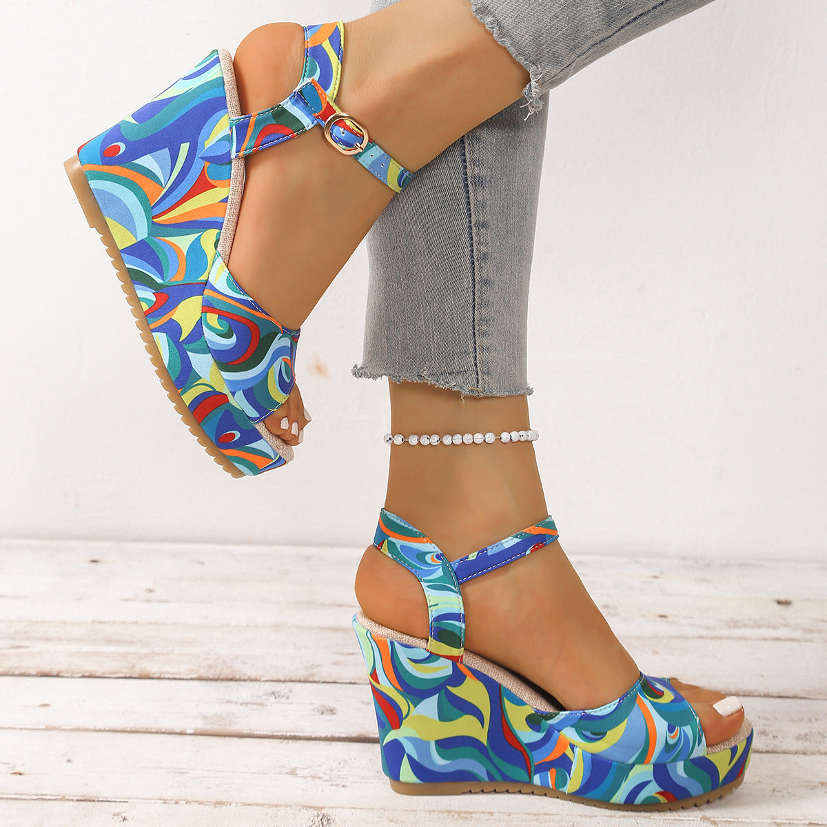 Anmutige Orthopädische Sandalen für modernen Look