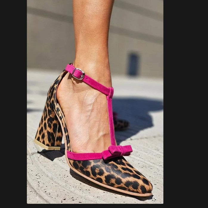 Klassische Orthopädische Schuhe mit zeitlosem Stil