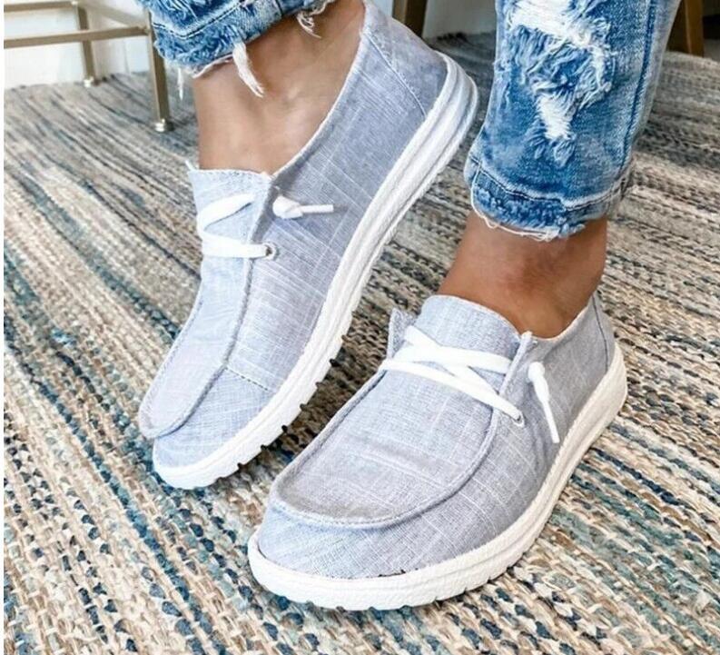 Klassische Orthopädische Schuhe mit zeitlosem Stil