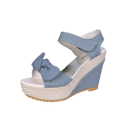 Schicke Orthopädische Sandalen mit einzigartigem Design