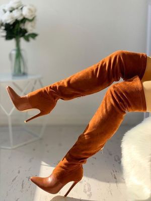 Klassische Orthopädische Stiefel mit zeitlosem Stil