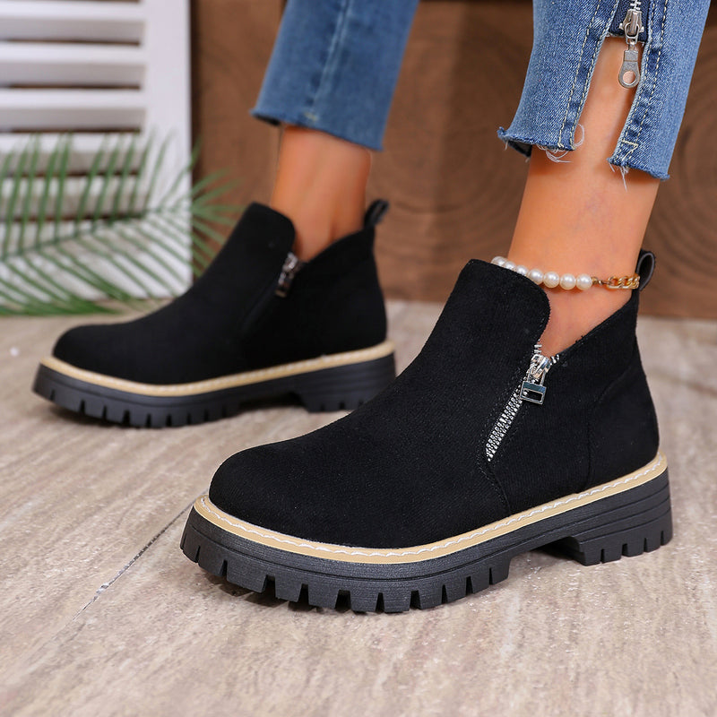 Klassische Orthopädische Stiefel mit zeitlosem Stil
