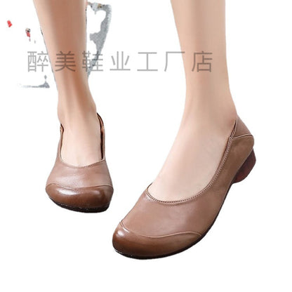 Klassische Orthopädische Schuhe mit zeitlosem Stil