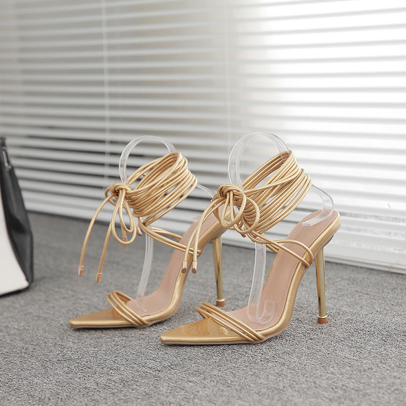 Anmutige Orthopädische Sandalen für modernen Look
