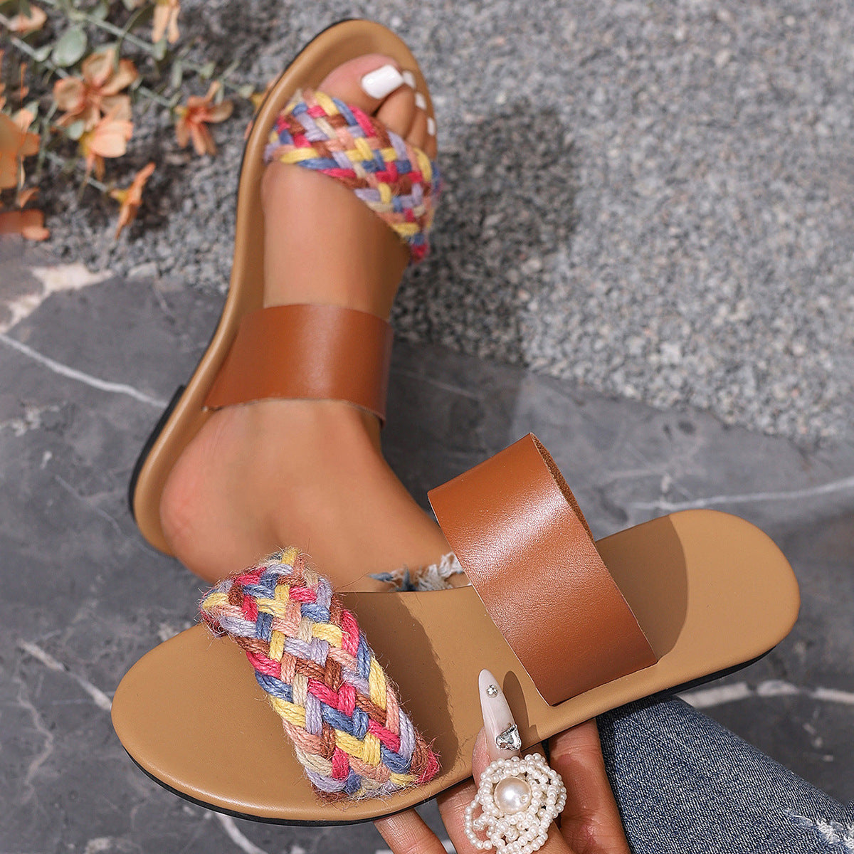 Anmutige Orthopädische Sandalen für modernen Look
