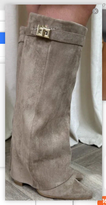 Anmutige Orthopädische Stiefel für modernen Look