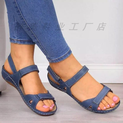 Klassische Orthopädische Sandalen mit zeitlosem Stil