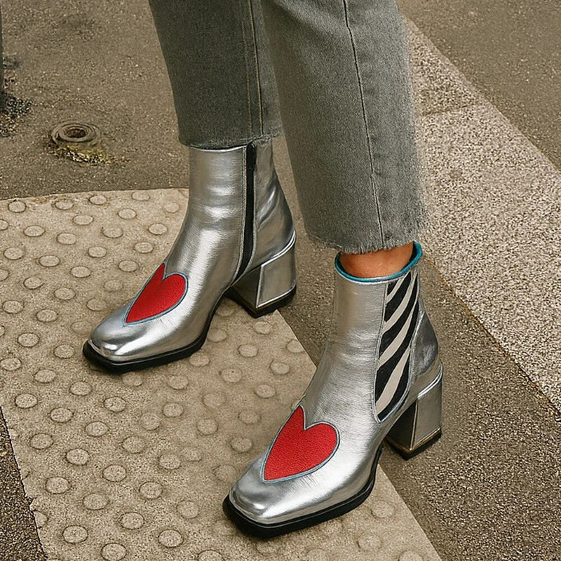 Wunderschön gefertigte orthopädische Stiefel