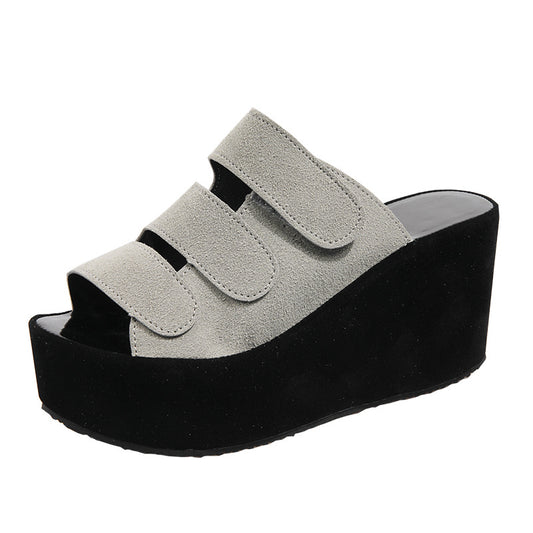 Anmutige Orthopädische Sandalen für modernen Look