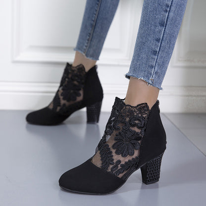 Klassische Orthopädische Sandalen mit zeitlosem Stil