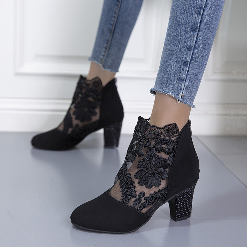 Klassische Orthopädische Sandalen mit zeitlosem Stil