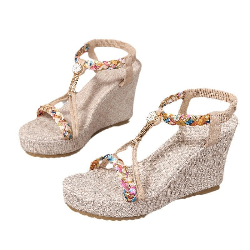Anmutige Orthopädische Sandalen für modernen Look