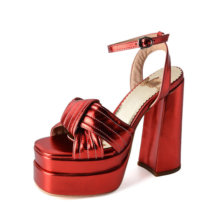 Anmutige Orthopädische Sandalen für modernen Look