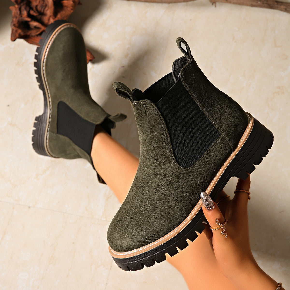 Klassische Orthopädische Stiefel mit zeitlosem Stil