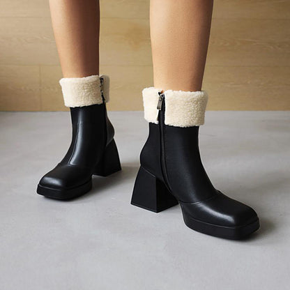 Schicke Orthopädische Stiefel mit einzigartigem Design