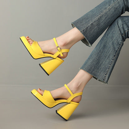 Stilvolle Orthopädische Sandalen für jeden Anlass