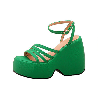 Anmutige Orthopädische Sandalen für modernen Look