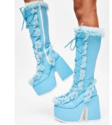 Klassische Orthopädische Stiefel mit zeitlosem Stil