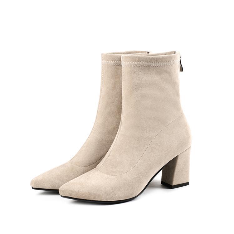 Schicke Orthopädische Stiefel mit einzigartigem Design