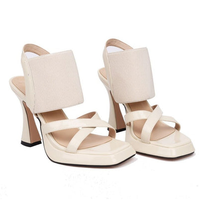 Schicke Orthopädische Sandalen mit einzigartigem Design