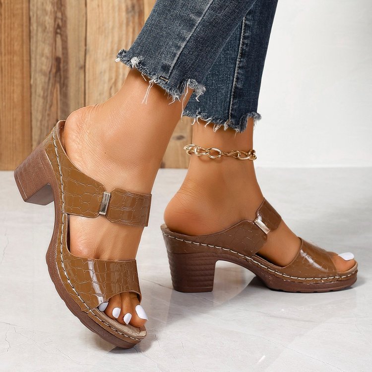 Elegante Orthopädische Sandalen für jeden Schritt