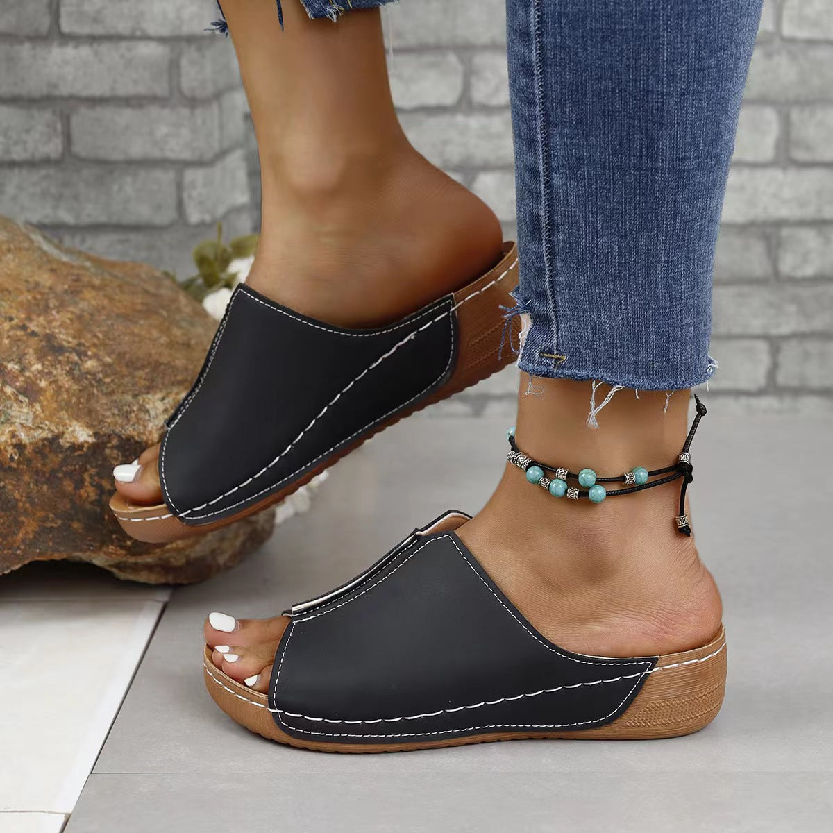 Anmutige Orthopädische Sandalen für modernen Look
