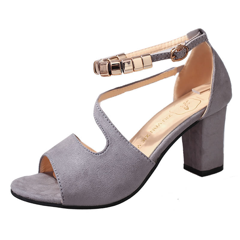 Anmutige Orthopädische Sandalen für modernen Look