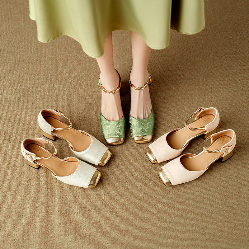 Anmutige Orthopädische Sandalen für modernen Look