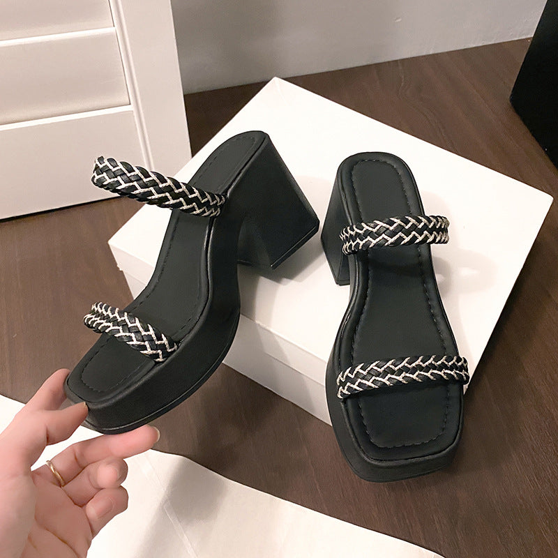 Klassische Orthopädische Sandalen mit zeitlosem Stil