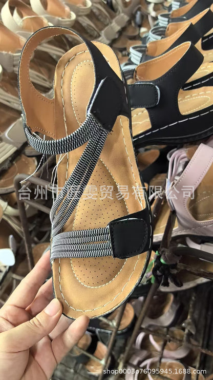 Anmutige Orthopädische Sandalen für modernen Look