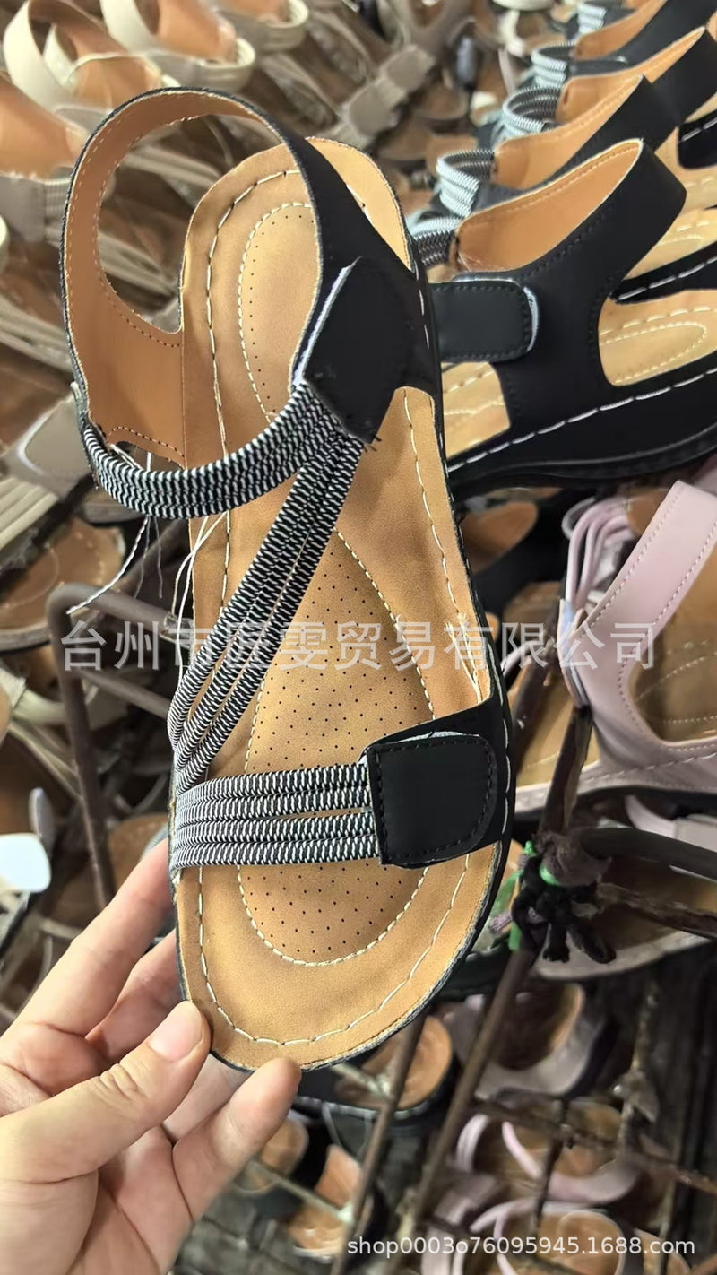 Anmutige Orthopädische Sandalen für modernen Look
