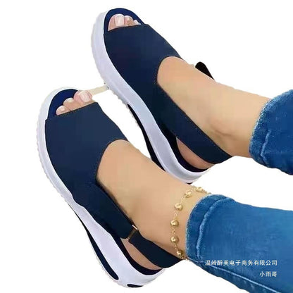 Anmutige Orthopädische Sandalen für modernen Look