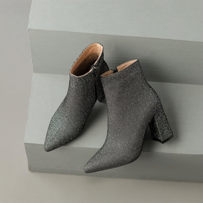 Elegante Orthopädische Stiefel für jeden Schritt